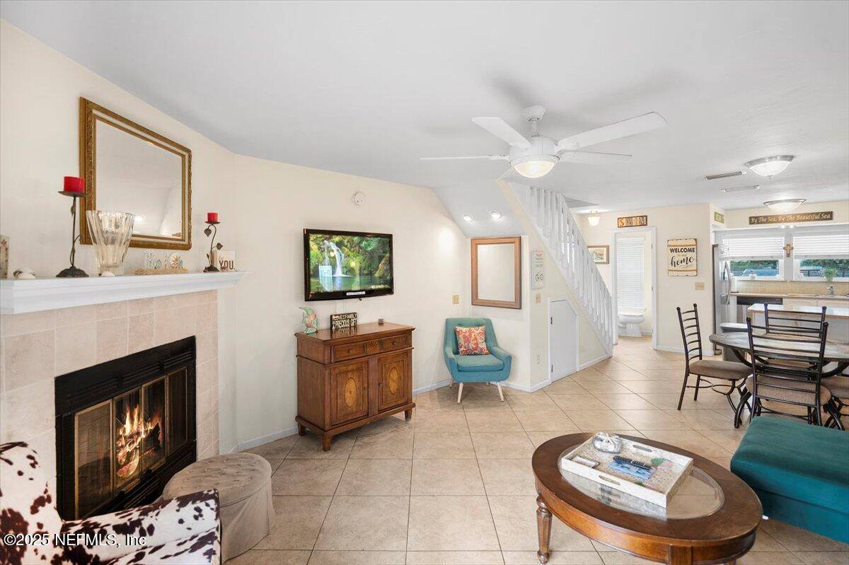 1717 2ND Street South, Jacksonville Beach, FL 32250