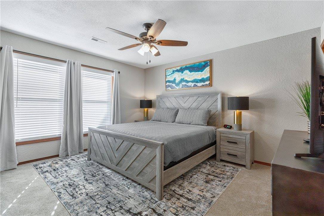 6 Connie Lane, Bella Vista, AR 72715