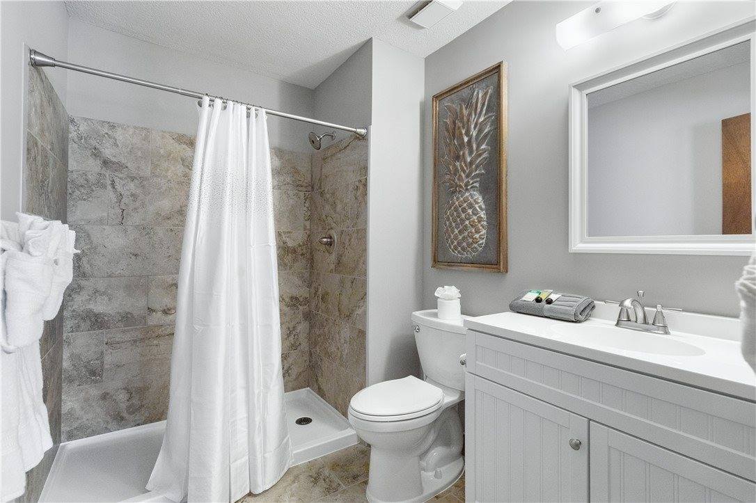 6 Connie Lane, Bella Vista, AR 72715