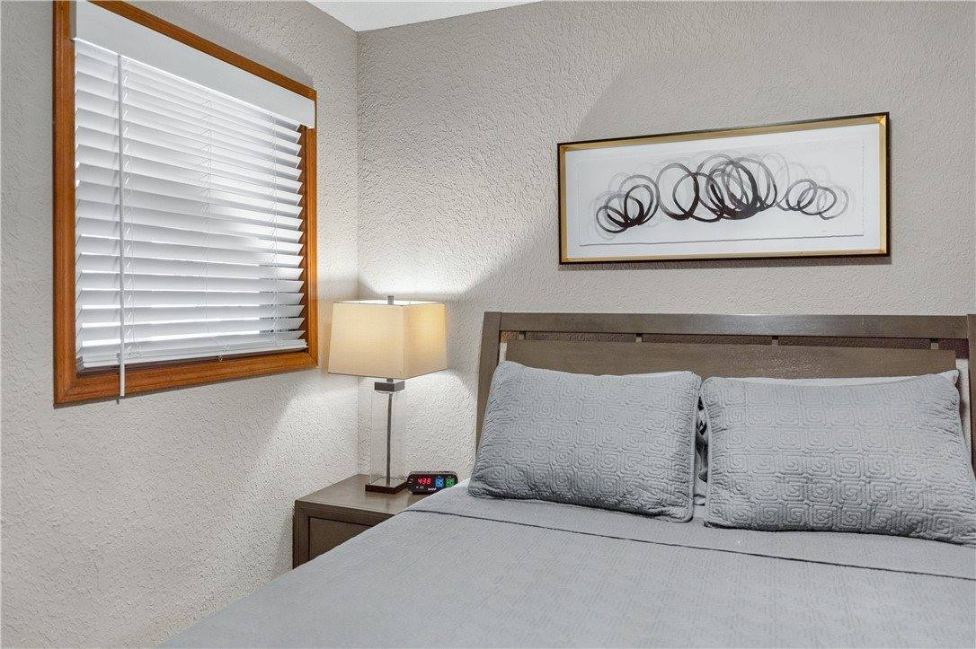 6 Connie Lane, Bella Vista, AR 72715