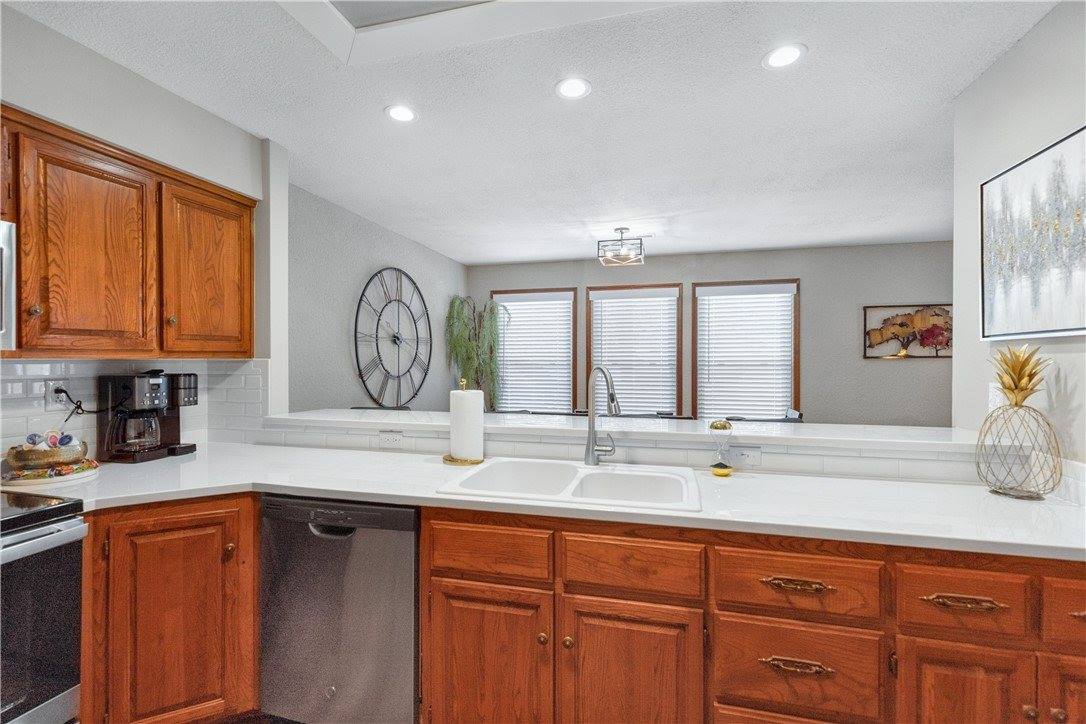 6 Connie Lane, Bella Vista, AR 72715