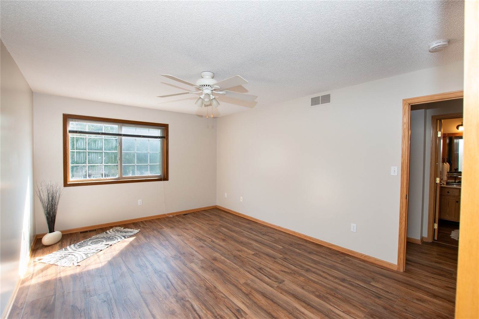 1311 SE Delaware Avenue, Ankeny, IA 50021