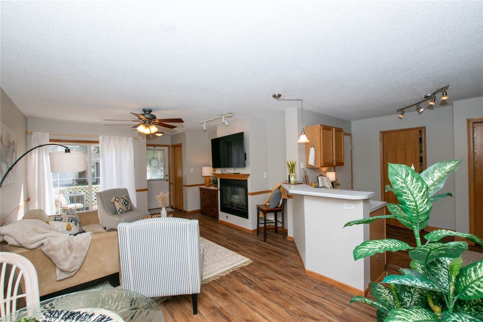 1311 SE Delaware Avenue, Ankeny, IA 50021