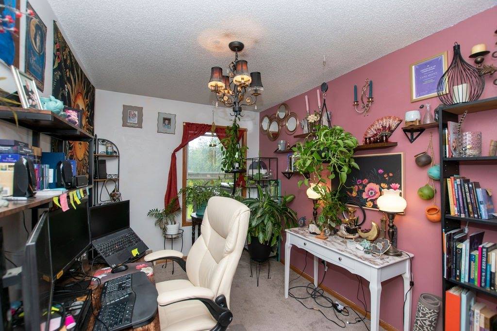 2455 SW 7th Street, Des Moines, IA 50315