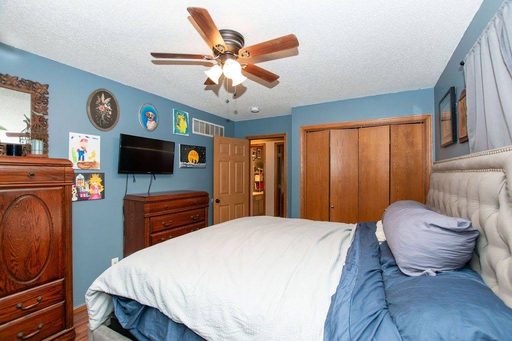 2455 SW 7th Street, Des Moines, IA 50315