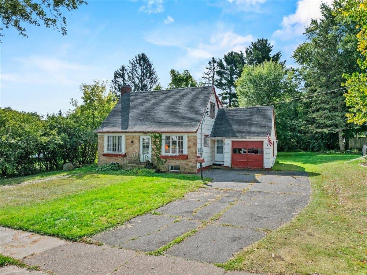 800 W 4th Street, Marshfield, WI 54449