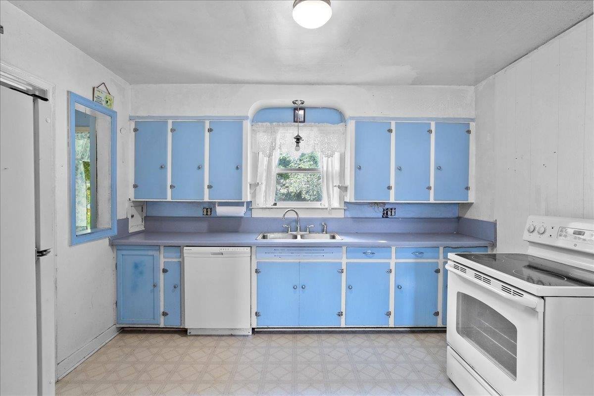 800 W 4th Street, Marshfield, WI 54449