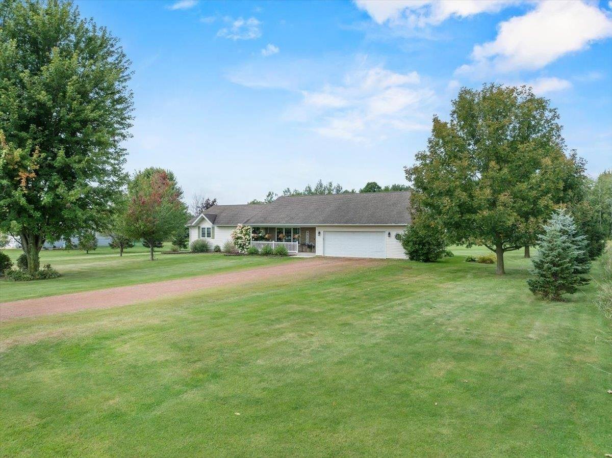 203536 Sun Ridge Drive, Spencer, WI 54479