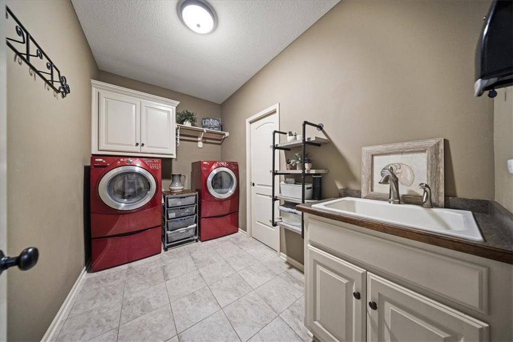 16805 Hauser Street, Overland Park, KS 66221