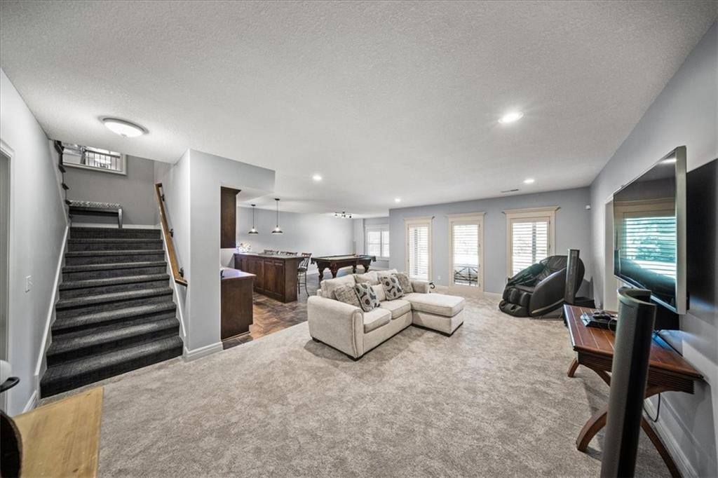 16805 Hauser Street, Overland Park, KS 66221