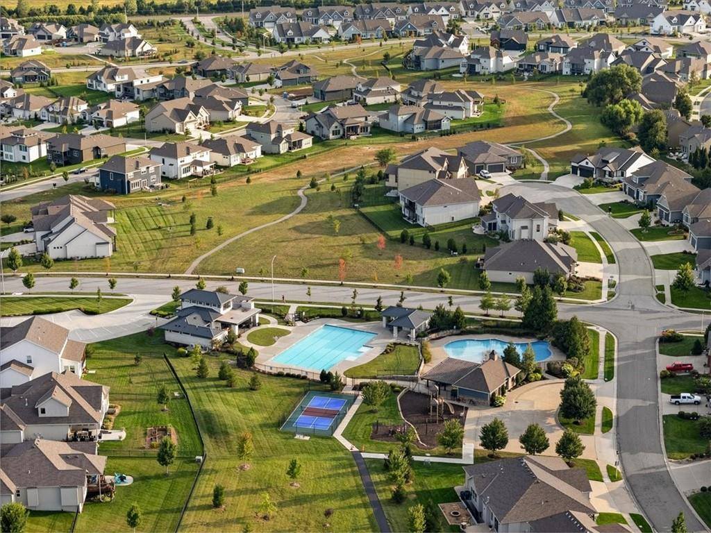 16805 Hauser Street, Overland Park, KS 66221