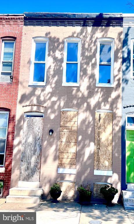 1104 Clendenin Street, Baltimore, MD 21217
