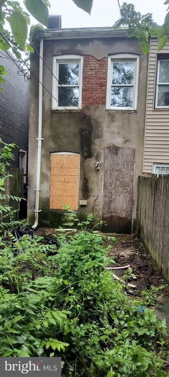 1104 Clendenin Street, Baltimore, MD 21217