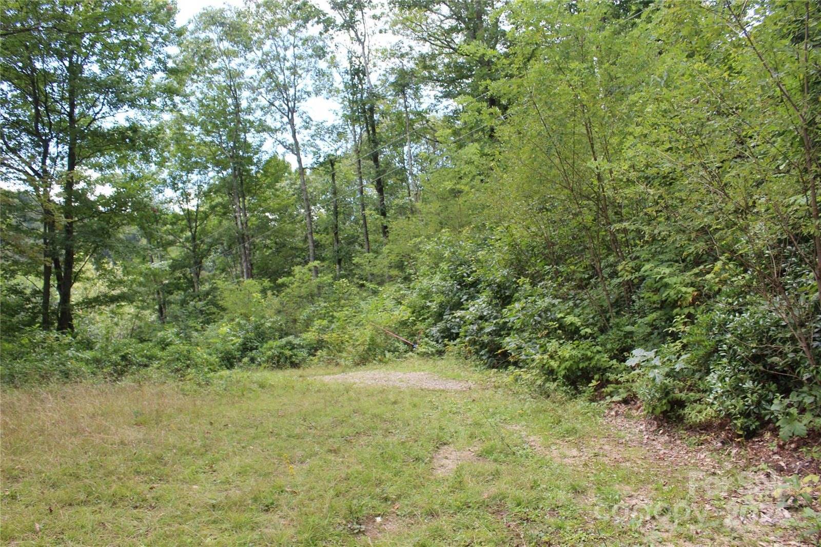 920 Autumn Drive, Maggie Valley, NC 28751