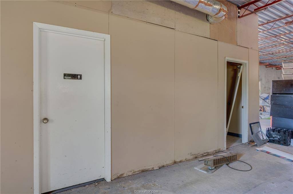 405 Mitchell Street, Bryan, TX 77801