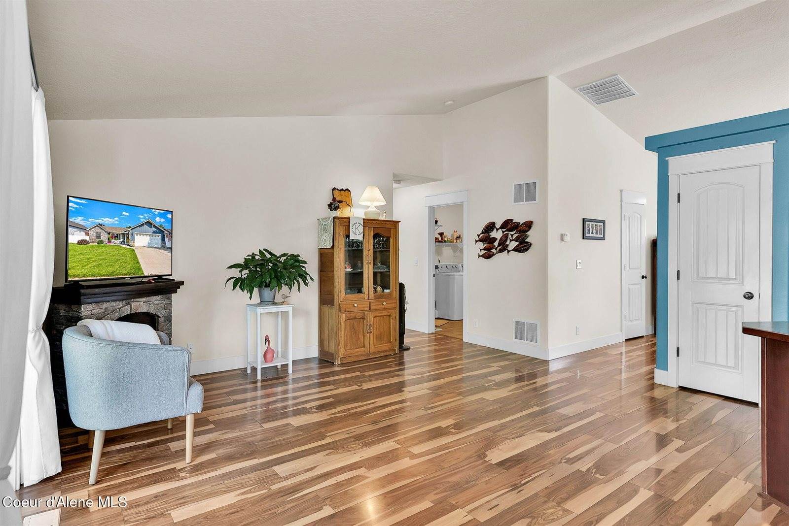 6615 West Soldier Creek Ave, Rathdrum, ID 83858