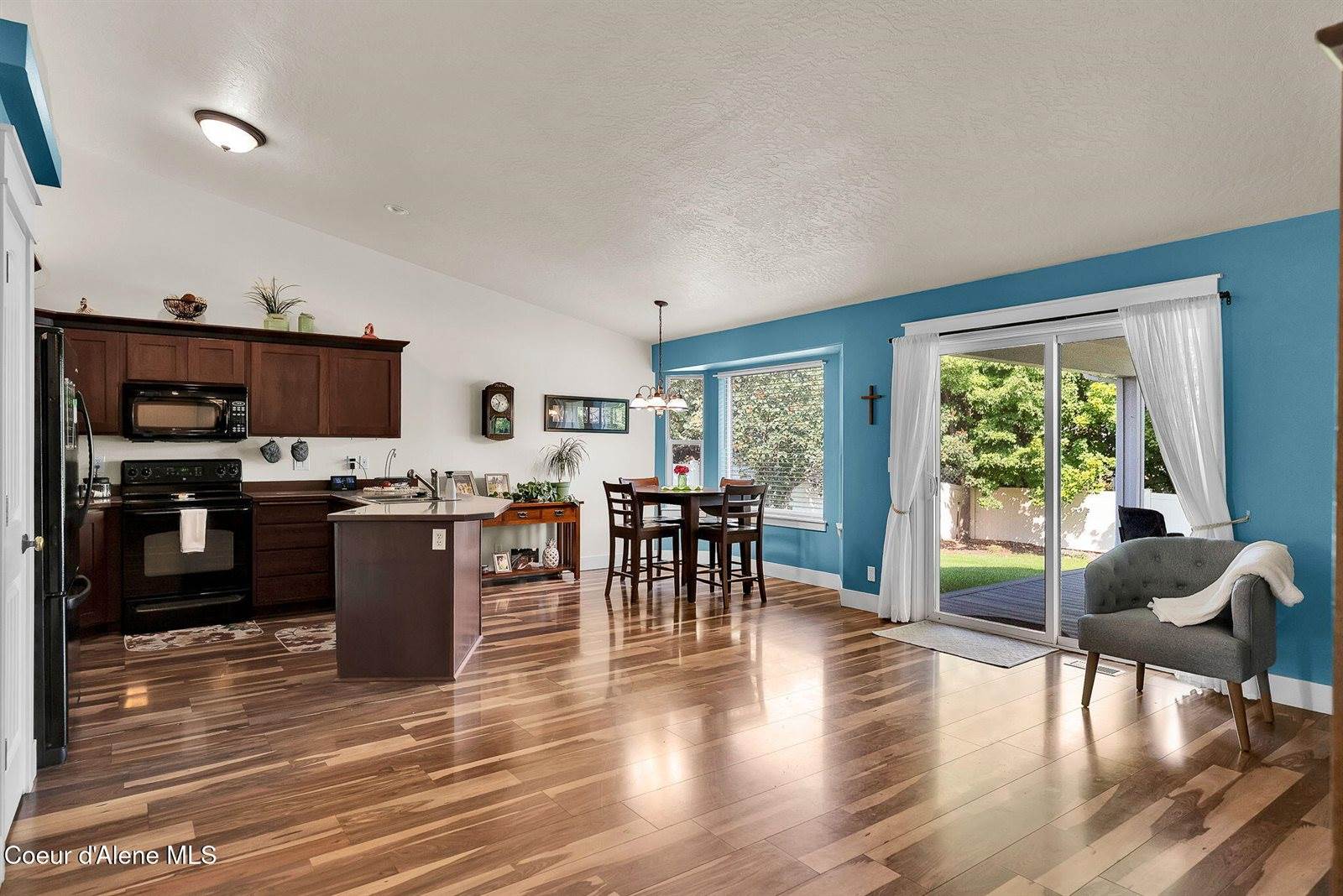 6615 West Soldier Creek Ave, Rathdrum, ID 83858