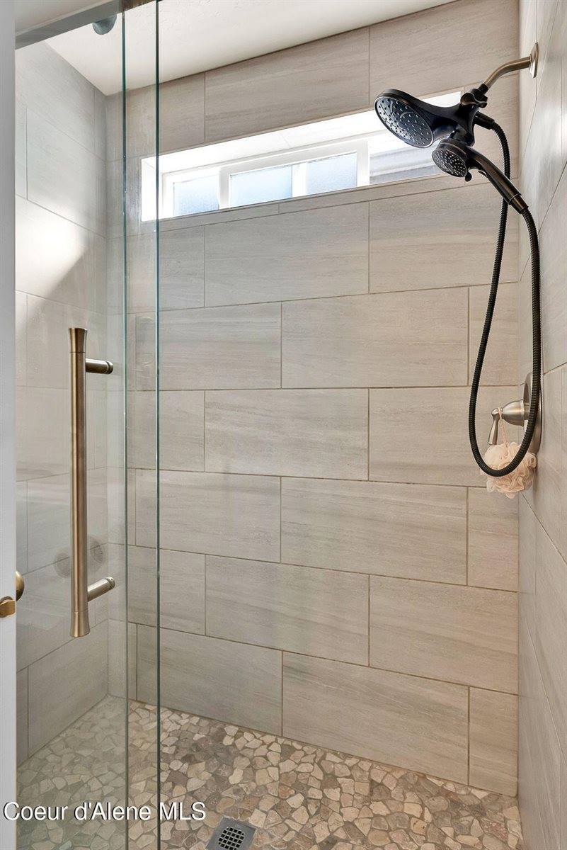 6615 West Soldier Creek Ave, Rathdrum, ID 83858