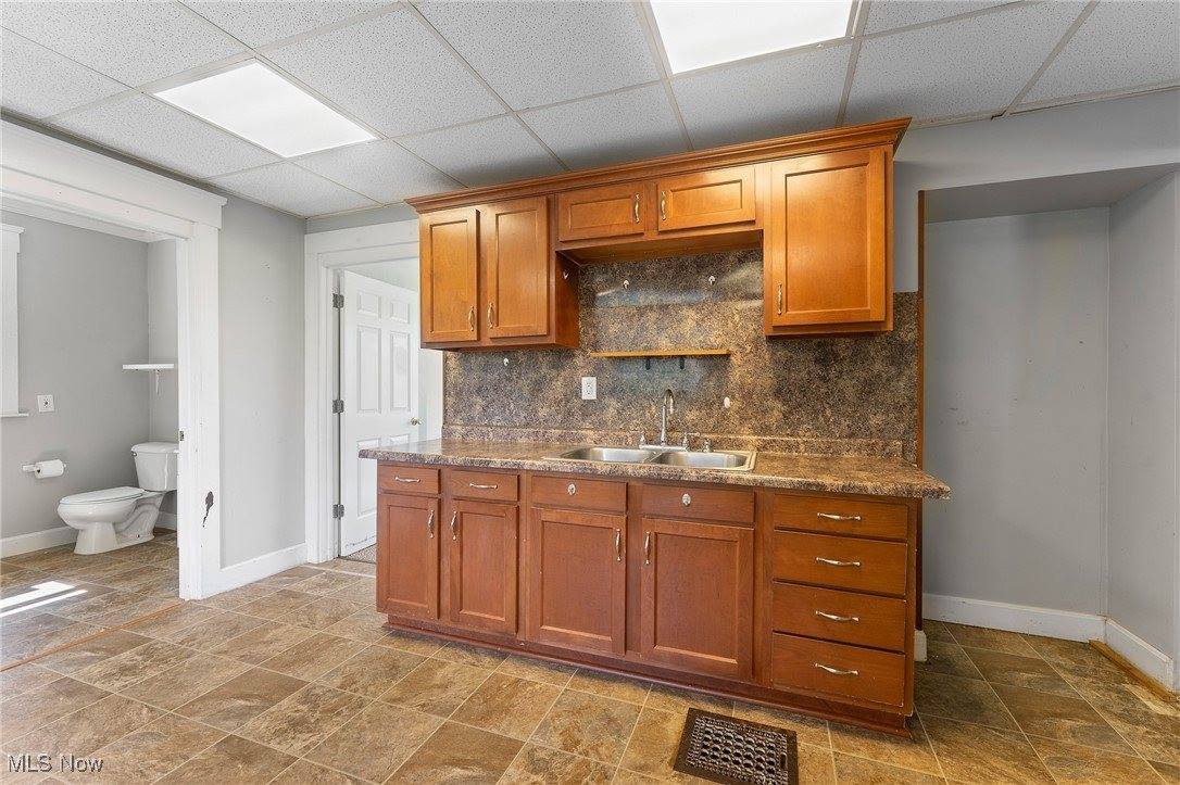 21 East Liberty Street, Mineral Ridge, OH 44440