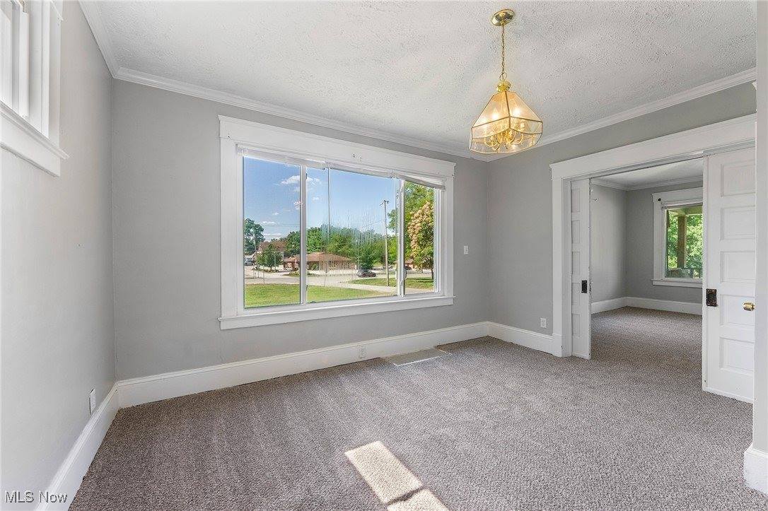 21 East Liberty Street, Mineral Ridge, OH 44440