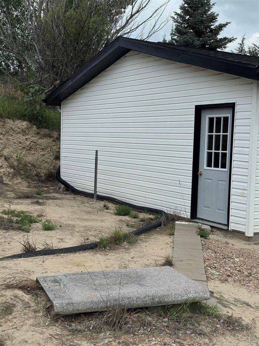 20292 East Fort Mcpherson Road, Maxwell, NE 69151