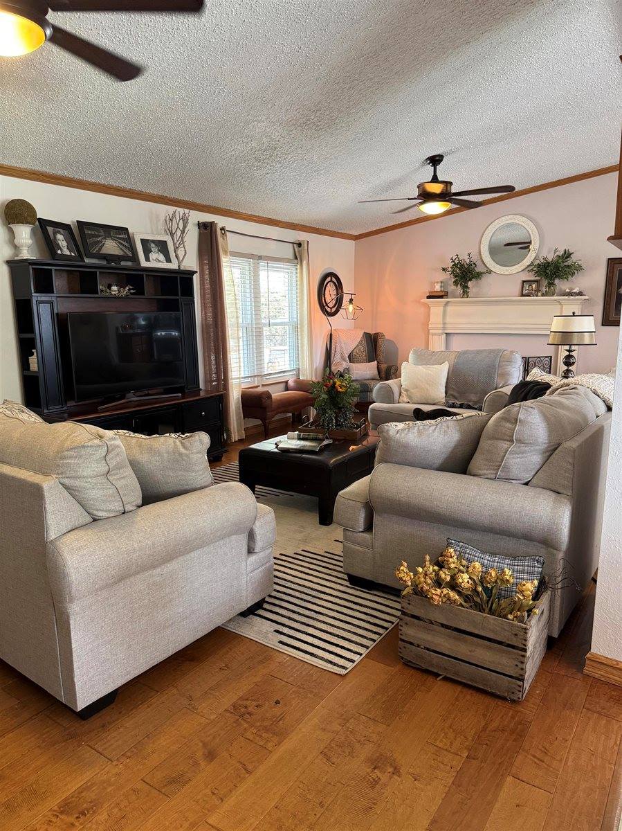 20292 East Fort Mcpherson Road, Maxwell, NE 69151