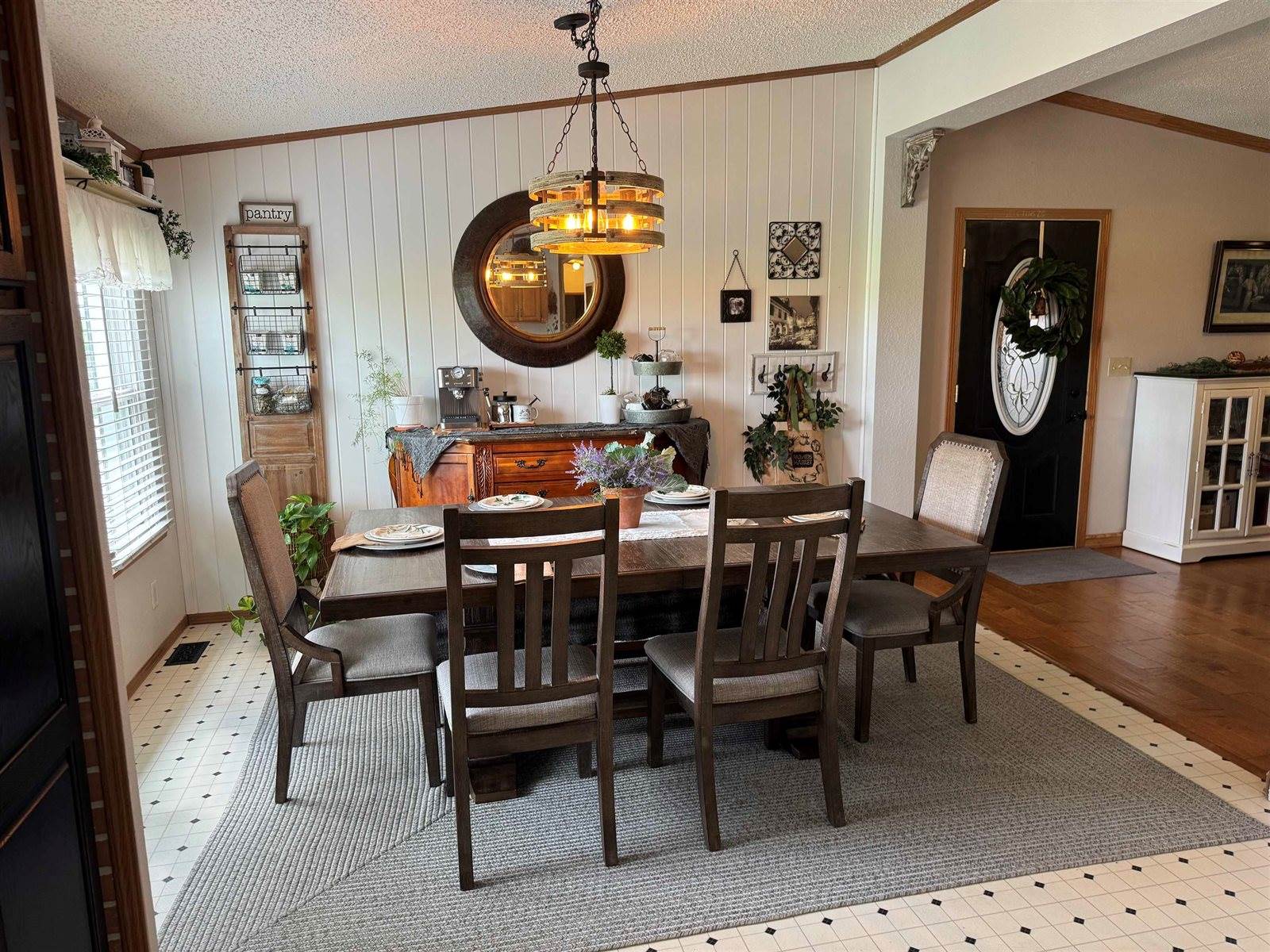 20292 East Fort Mcpherson Road, Maxwell, NE 69151