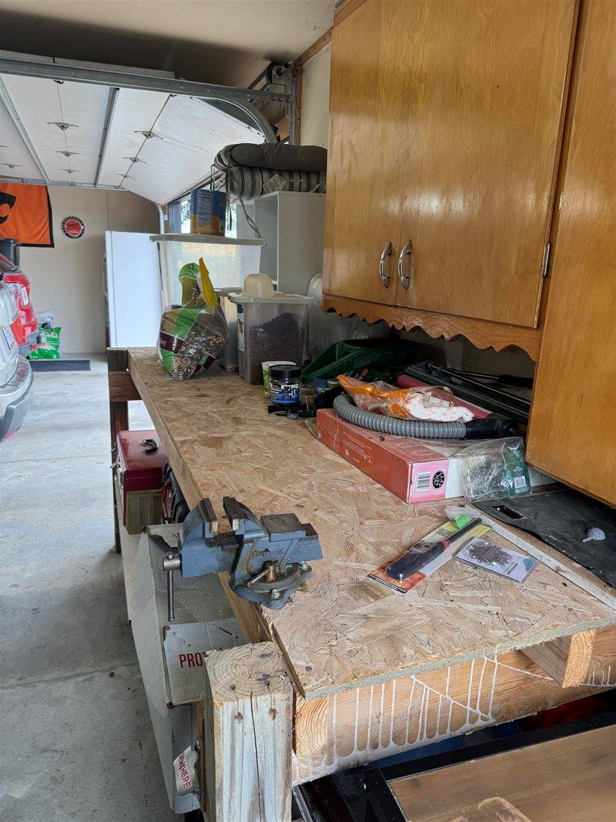 20292 East Fort Mcpherson Road, Maxwell, NE 69151