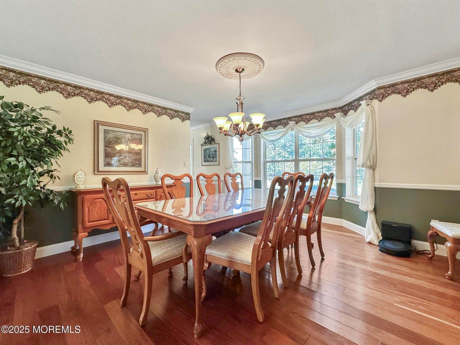 5 Twin Oaks Court, Jackson, NJ 08527