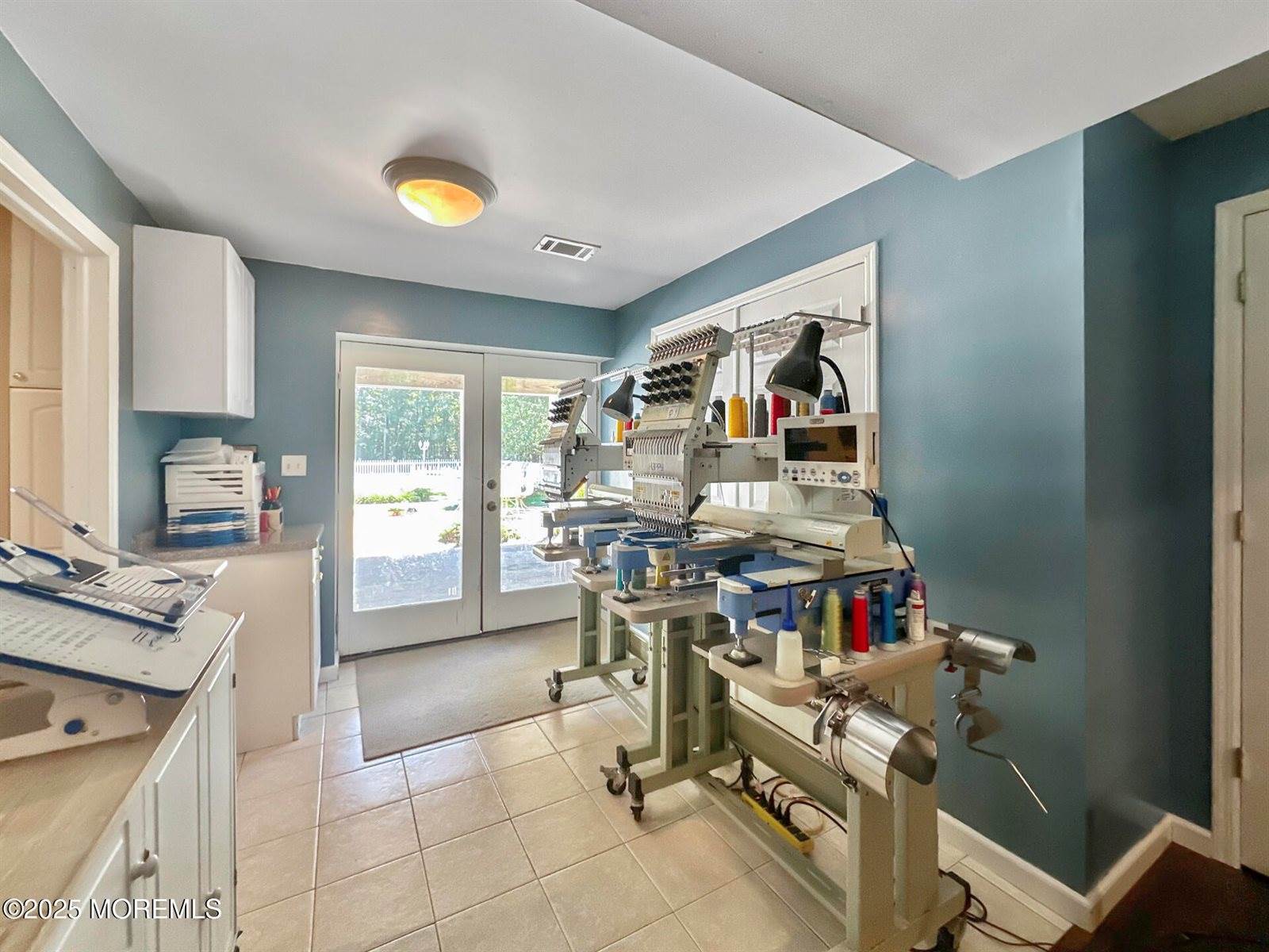 5 Twin Oaks Court, Jackson, NJ 08527