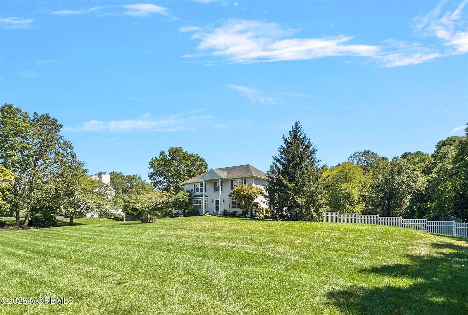 5 Twin Oaks Court, Jackson, NJ 08527