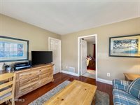 5 Twin Oaks Court, Jackson, NJ 08527