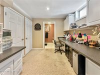 5 Twin Oaks Court, Jackson, NJ 08527