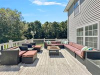 5 Twin Oaks Court, Jackson, NJ 08527