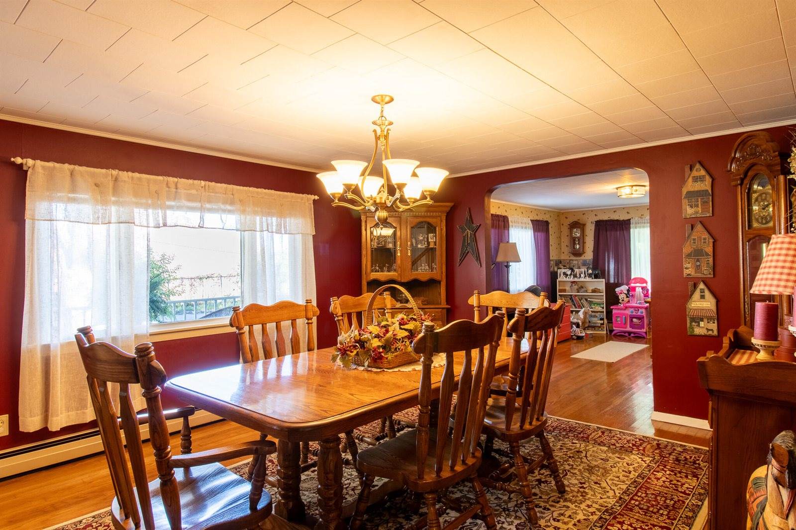 49 North Street, Newport, ME 04953