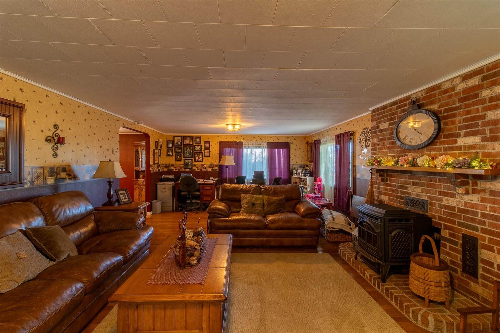 49 North Street, Newport, ME 04953