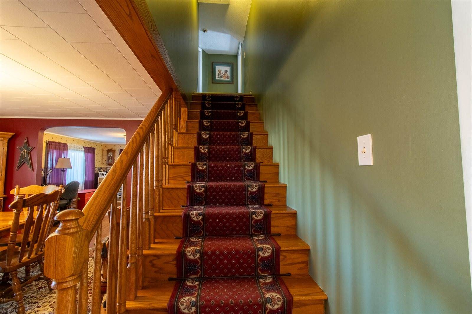 49 North Street, Newport, ME 04953