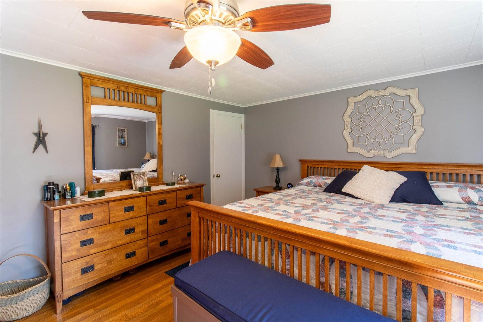 49 North Street, Newport, ME 04953