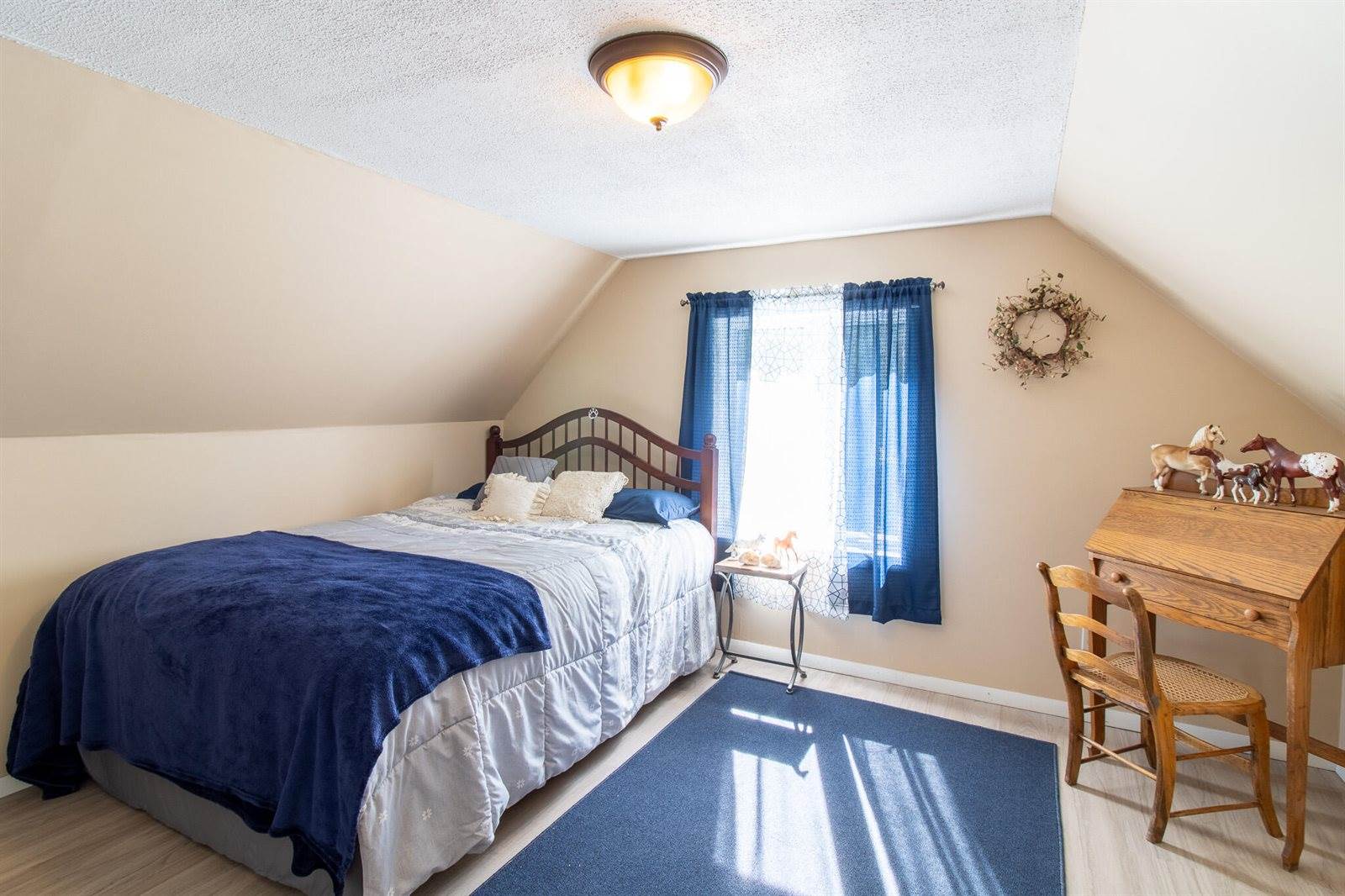 49 North Street, Newport, ME 04953