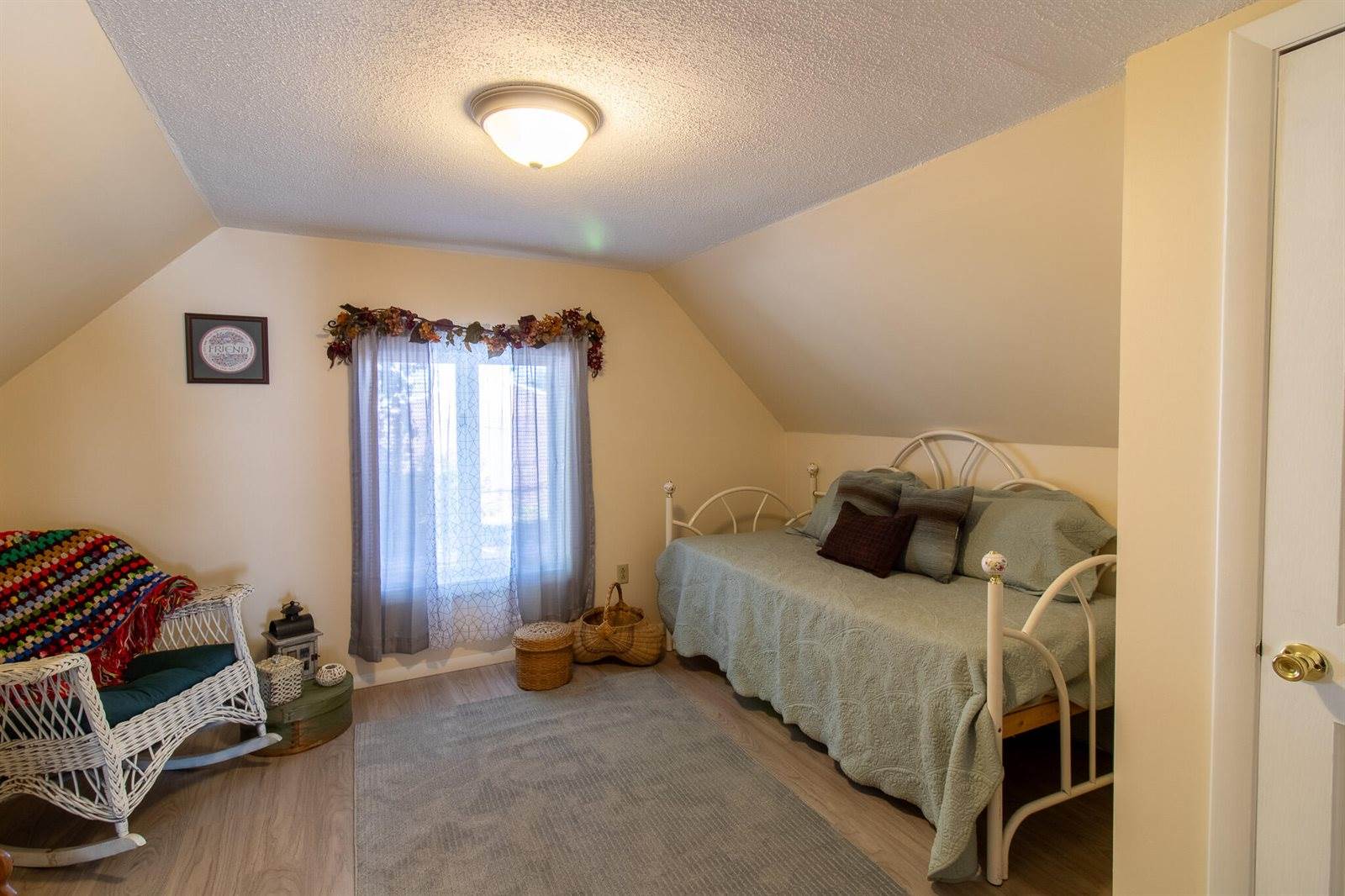 49 North Street, Newport, ME 04953