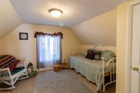 49 North Street, Newport, ME 04953