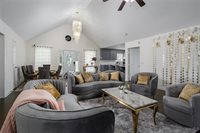 17020 Stonecliff Drive, Northport, AL 35475