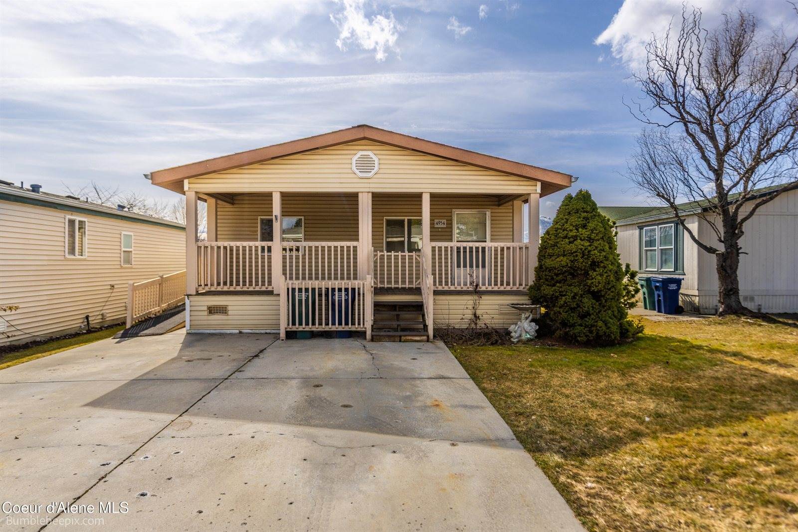 4954 West Cougar Cir, Coeur d'Alene, ID 83815