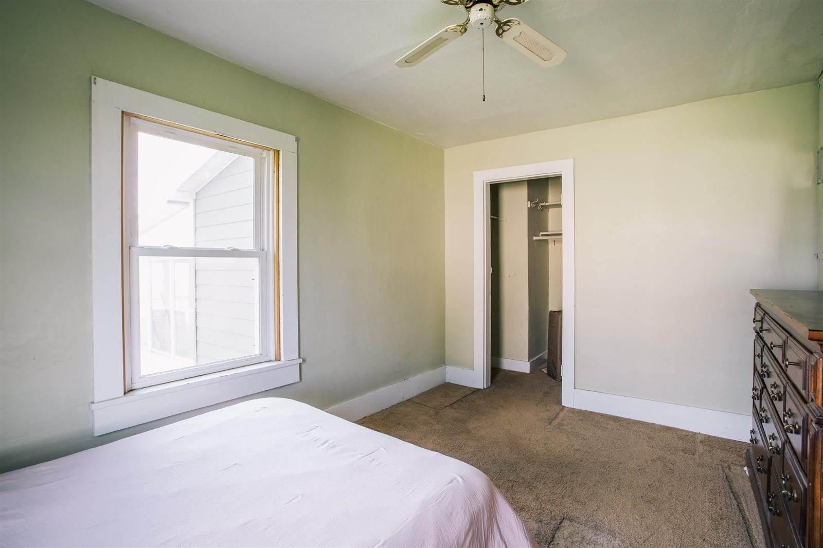 806 Pease Street, Augusta, WI 54722