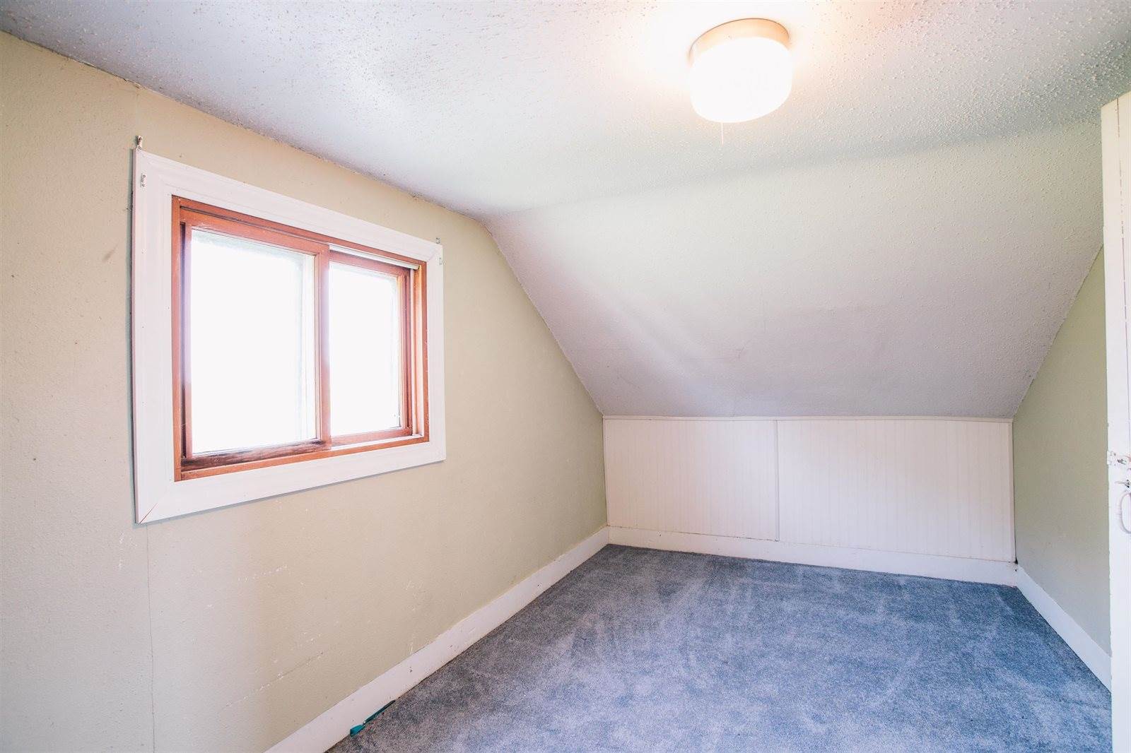 806 Pease Street, Augusta, WI 54722