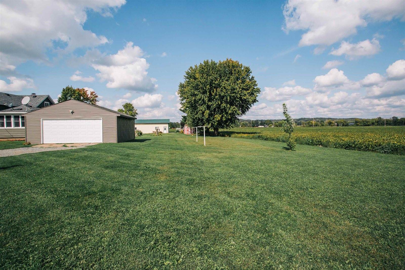 806 Pease Street, Augusta, WI 54722