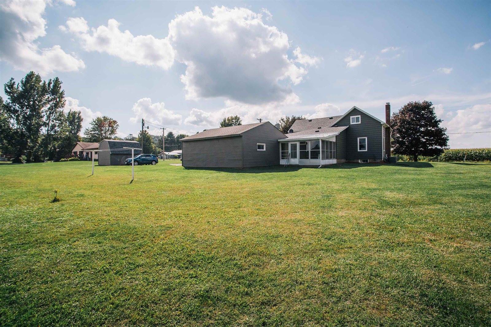 806 Pease Street, Augusta, WI 54722