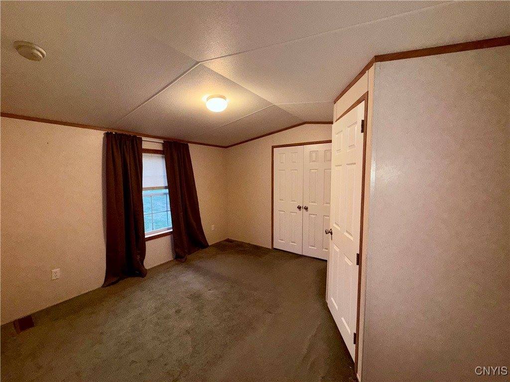 70 Albion Cross Road, Parish, NY 13131