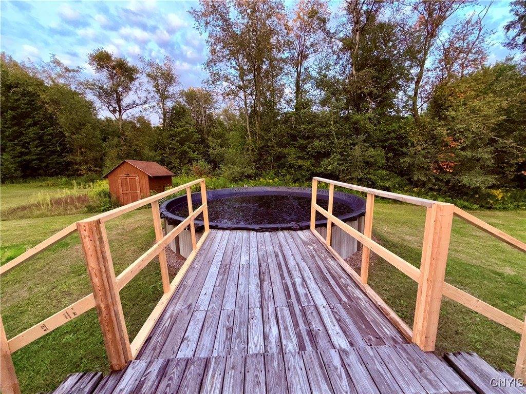 70 Albion Cross Road, Parish, NY 13131