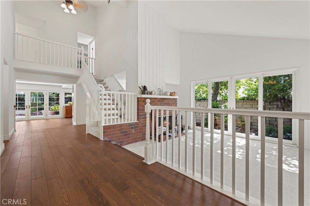 25402 Via Escovar, Valencia, CA 91355